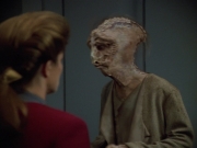 Filename=extant_StarTrekVoyager_4x03-DayOfHonor_1928.jpg
Filesize=116KiB
Dimensions=1200x900
Date added=May 29, 2018 extant_StarTrekVoyager_4x03-DayOfHonor_1928.jpg