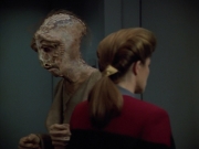 Filename=extant_StarTrekVoyager_4x03-DayOfHonor_1932.jpg
Filesize=105KiB
Dimensions=1200x900
Date added=May 29, 2018 extant_StarTrekVoyager_4x03-DayOfHonor_1932.jpg