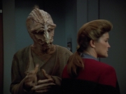 Filename=extant_StarTrekVoyager_4x03-DayOfHonor_1934.jpg
Filesize=111KiB
Dimensions=1200x900
Date added=May 29, 2018 extant_StarTrekVoyager_4x03-DayOfHonor_1934.jpg