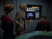 Filename=extant_StarTrekVoyager_4x03-DayOfHonor_1978.jpg
Filesize=133KiB
Dimensions=1200x900
Date added=May 29, 2018 extant_StarTrekVoyager_4x03-DayOfHonor_1978.jpg