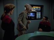 Filename=extant_StarTrekVoyager_4x03-DayOfHonor_1991.jpg
Filesize=126KiB
Dimensions=1200x900
Date added=May 29, 2018 extant_StarTrekVoyager_4x03-DayOfHonor_1991.jpg