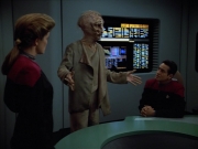 Filename=extant_StarTrekVoyager_4x03-DayOfHonor_1998.jpg
Filesize=127KiB
Dimensions=1200x900
Date added=May 29, 2018 extant_StarTrekVoyager_4x03-DayOfHonor_1998.jpg