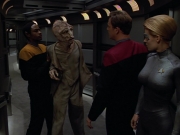 Filename=extant_StarTrekVoyager_4x03-DayOfHonor_2147.jpg
Filesize=126KiB
Dimensions=1200x900
Date added=May 29, 2018 extant_StarTrekVoyager_4x03-DayOfHonor_2147.jpg