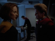 extant_StarTrekVoyager_4x03-DayOfHonor_2601.jpg
