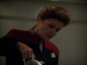 Filename=extant_StarTrekVoyager_4x03-DayOfHonor_3398.jpg
Filesize=87KiB
Dimensions=1200x900
Date added=May 29, 2018 extant_StarTrekVoyager_4x03-DayOfHonor_3398.jpg