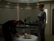 extant_StarTrekVoyager_4x03-DayOfHonor_3481.jpg