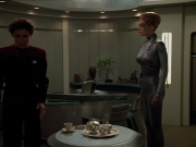 extant_StarTrekVoyager_4x03-DayOfHonor_3484.jpg