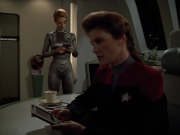 extant_StarTrekVoyager_4x03-DayOfHonor_3814.jpg