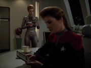 extant_StarTrekVoyager_4x03-DayOfHonor_3820.jpg