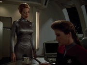 Filename=extant_StarTrekVoyager_4x03-DayOfHonor_3830.jpg
Filesize=118KiB
Dimensions=1200x900
Date added=May 29, 2018 extant_StarTrekVoyager_4x03-DayOfHonor_3830.jpg