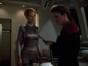 Filename=extant_StarTrekVoyager_4x03-DayOfHonor_3842.jpg
Filesize=110KiB
Dimensions=1200x900
Date added=May 29, 2018 extant_StarTrekVoyager_4x03-DayOfHonor_3842.jpg
