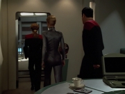 extant_StarTrekVoyager_4x03-DayOfHonor_3877.jpg