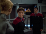 Filename=extant_StarTrekVoyager_4x03-DayOfHonor_4444.jpg
Filesize=118KiB
Dimensions=1200x900
Date added=May 29, 2018 extant_StarTrekVoyager_4x03-DayOfHonor_4444.jpg