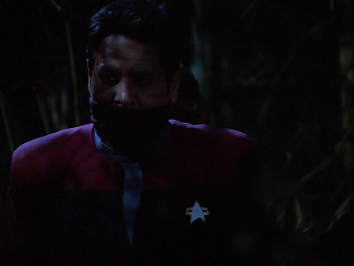 extant_StarTrekVoyager_4x04-Nemesis_0437.jpg