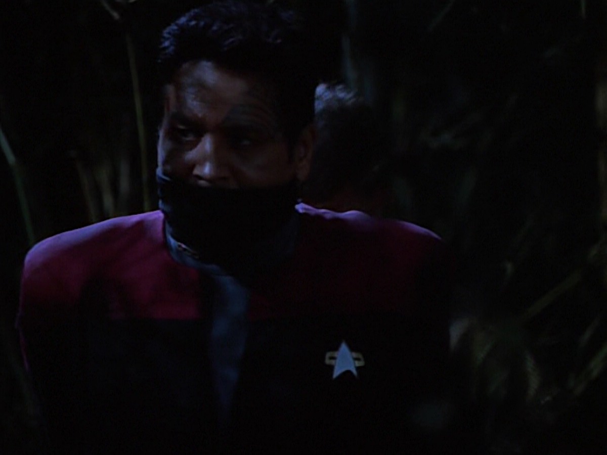 extant_StarTrekVoyager_4x04-Nemesis_0439.jpg