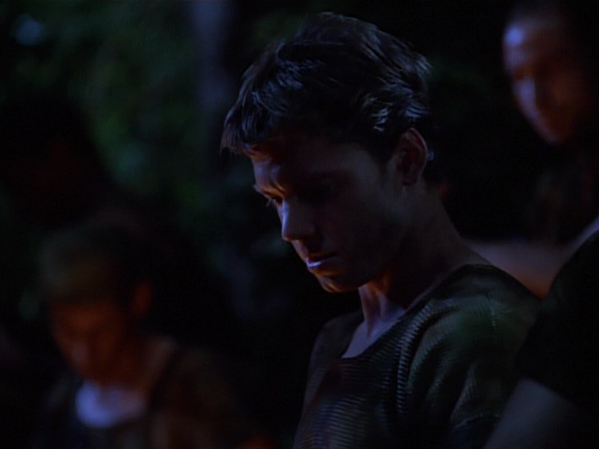extant_StarTrekVoyager_4x04-Nemesis_0812.jpg