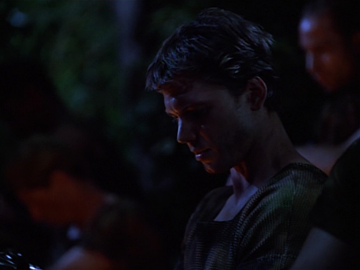 extant_StarTrekVoyager_4x04-Nemesis_0817.jpg