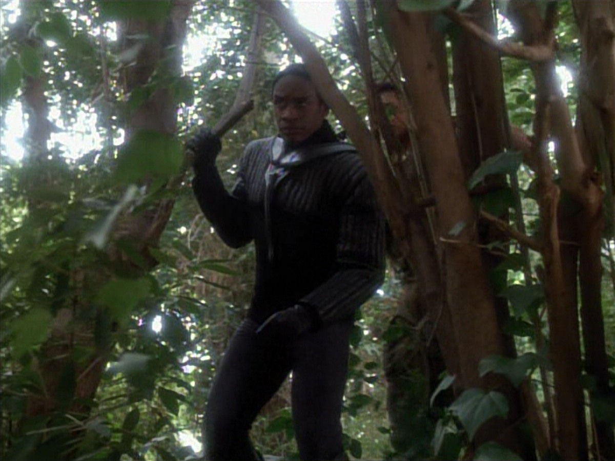 extant_StarTrekVoyager_4x04-Nemesis_4415.jpg