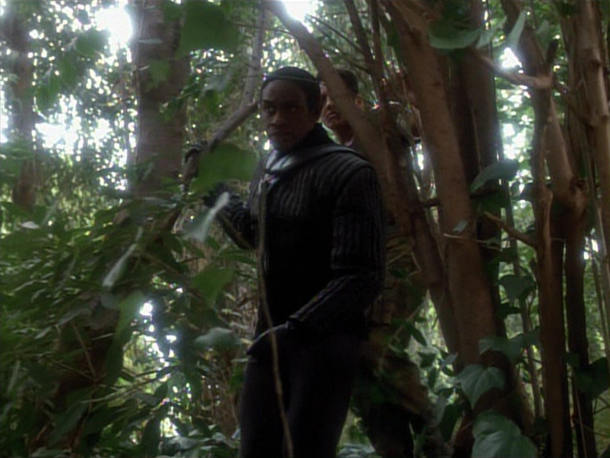 extant_StarTrekVoyager_4x04-Nemesis_4416.jpg