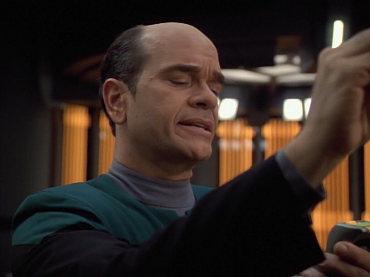 extant_StarTrekVoyager_4x04-Nemesis_4548.jpg