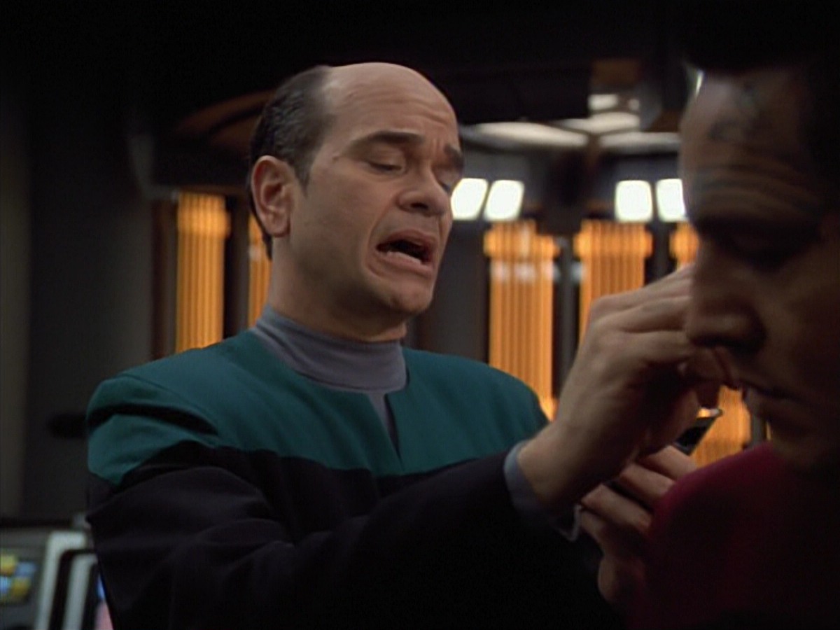 extant_StarTrekVoyager_4x04-Nemesis_4552.jpg