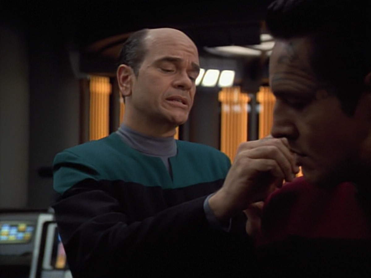 extant_StarTrekVoyager_4x04-Nemesis_4553.jpg