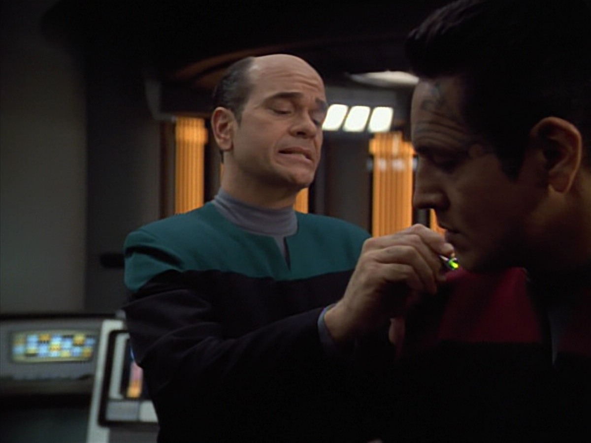 extant_StarTrekVoyager_4x04-Nemesis_4554.jpg