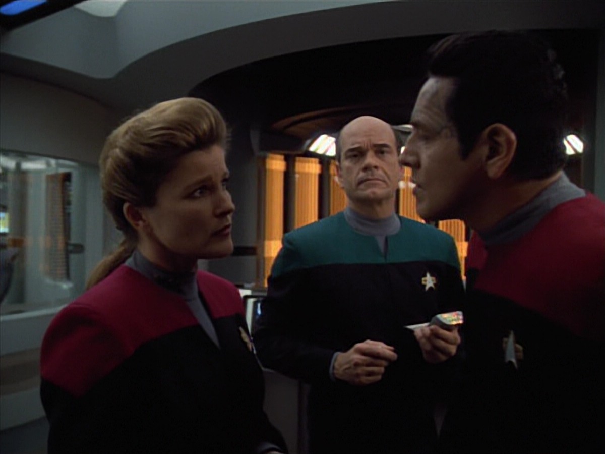 extant_StarTrekVoyager_4x04-Nemesis_4634.jpg
