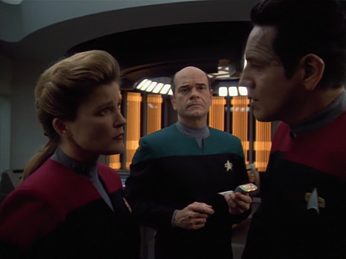 extant_StarTrekVoyager_4x04-Nemesis_4635.jpg