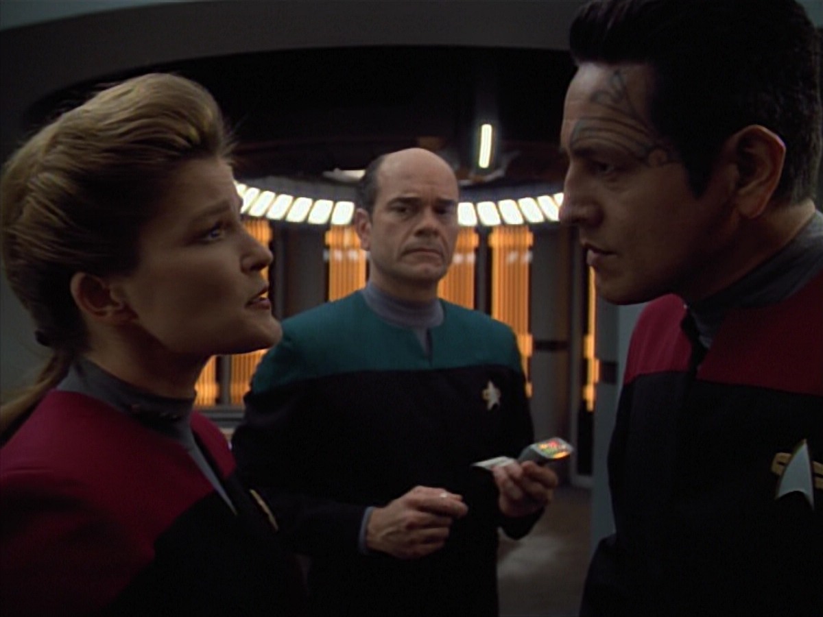 extant_StarTrekVoyager_4x04-Nemesis_4643.jpg