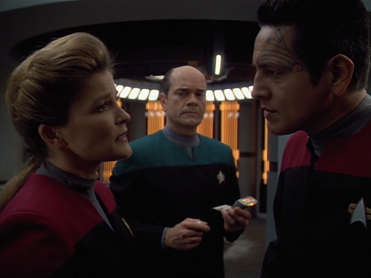 extant_StarTrekVoyager_4x04-Nemesis_4647.jpg