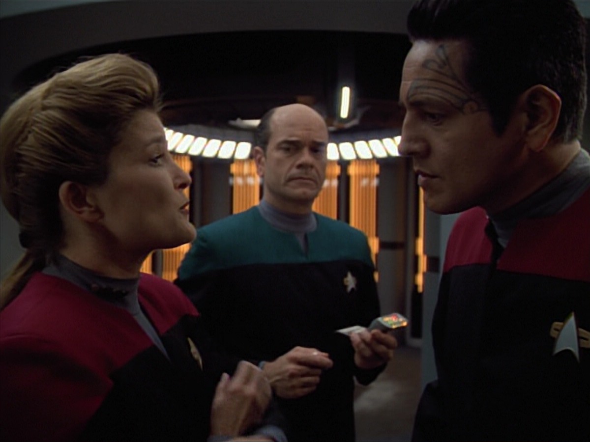 extant_StarTrekVoyager_4x04-Nemesis_4650.jpg