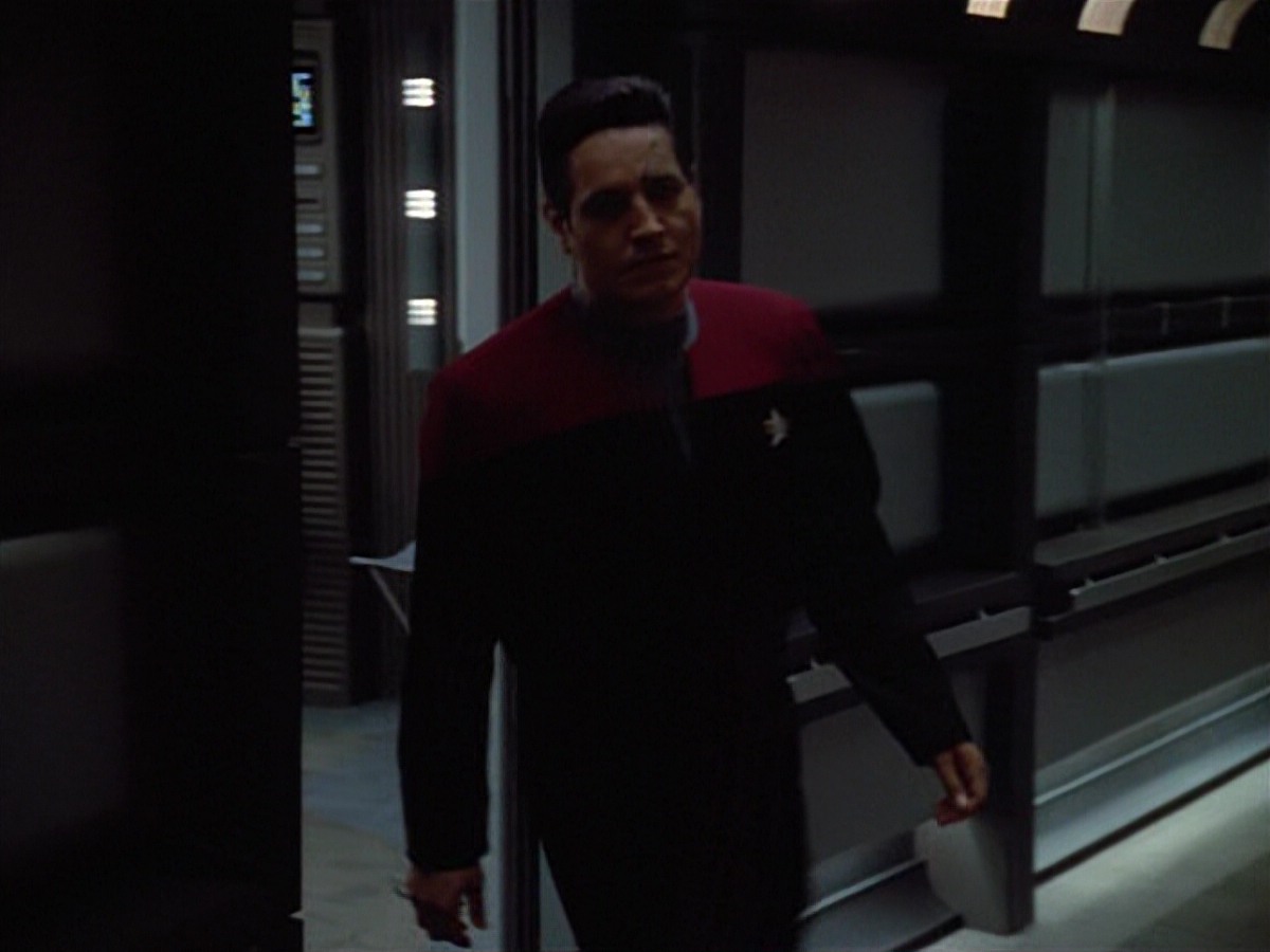 extant_StarTrekVoyager_4x04-Nemesis_4767.jpg