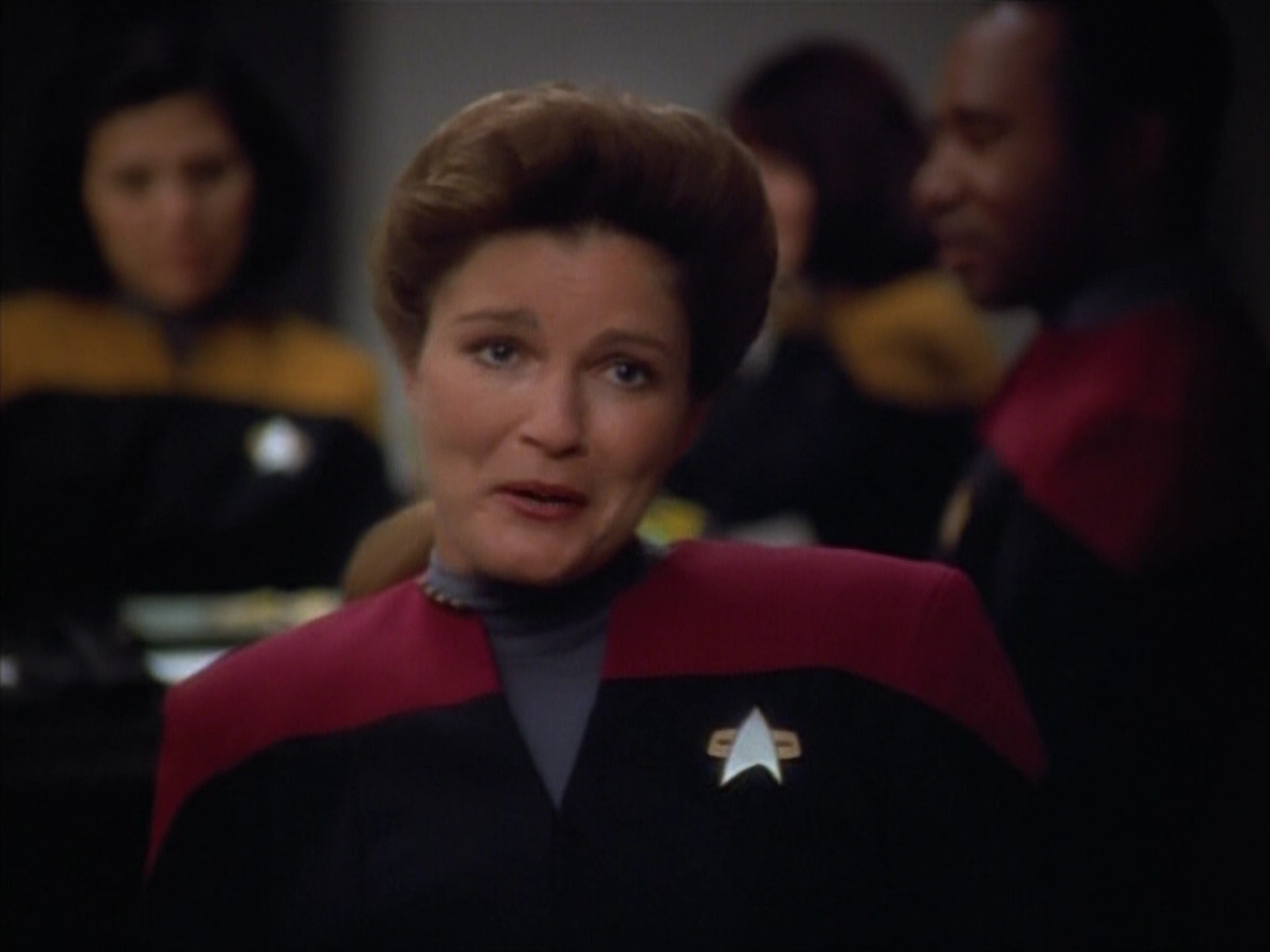 extant_StarTrek_VOY_4x05-Revulsion_00389.jpg