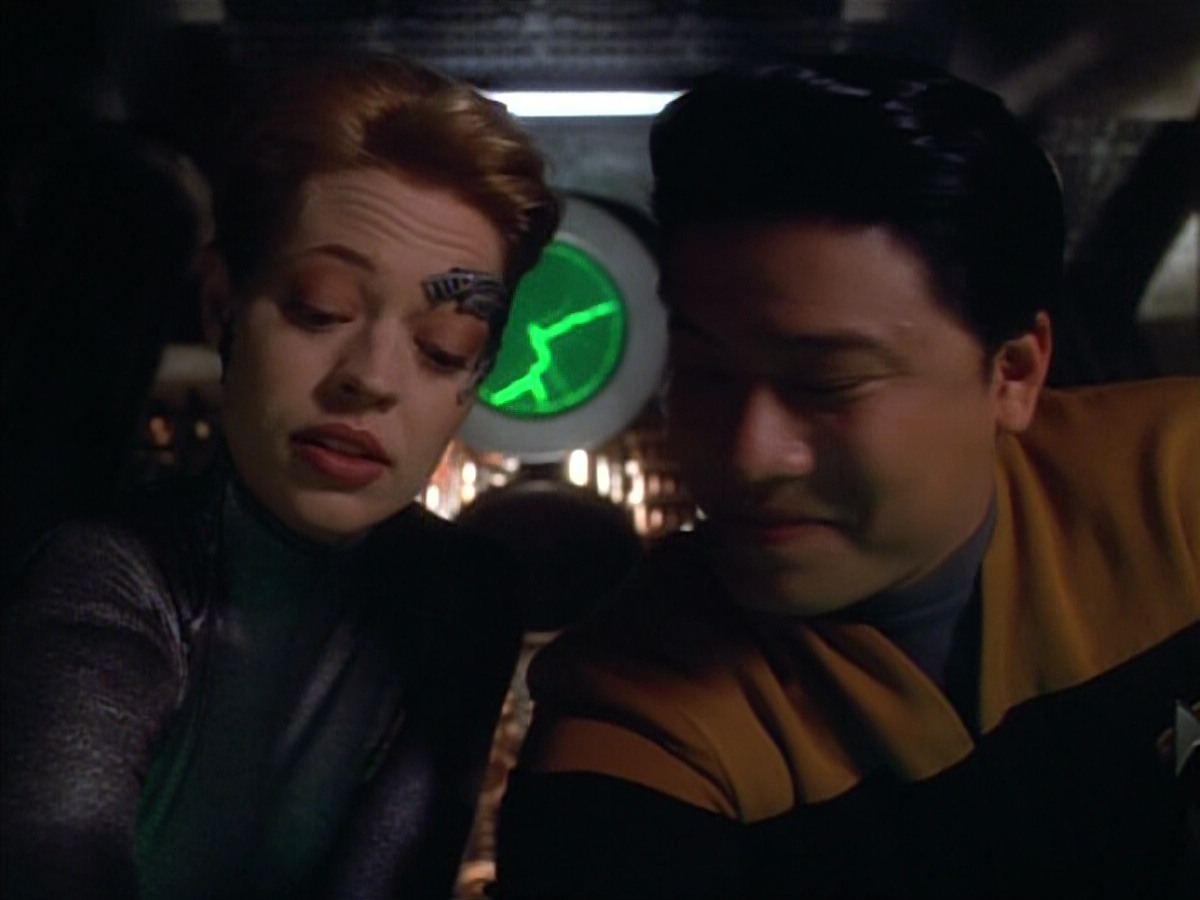 extant_StarTrek_VOY_4x05-Revulsion_02532.jpg