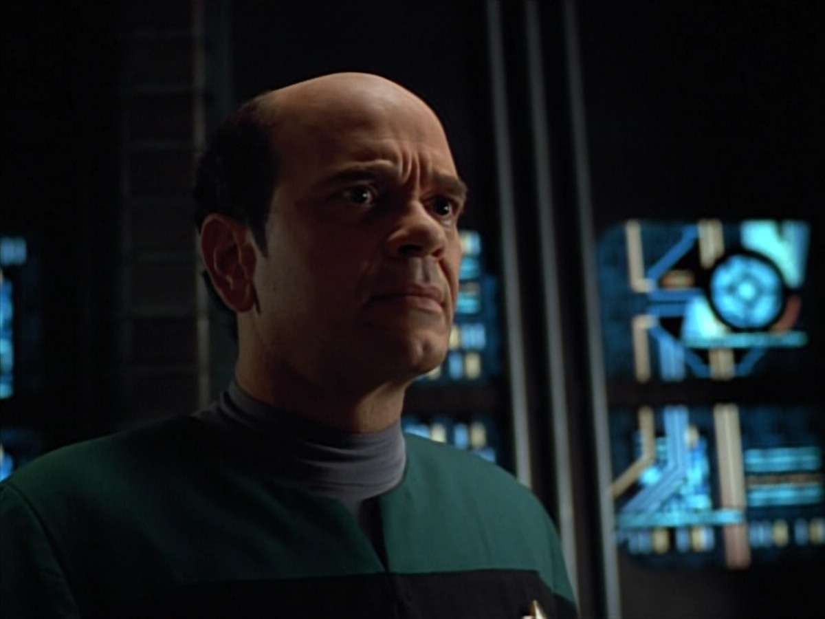extant_StarTrek_VOY_4x05-Revulsion_03127.jpg