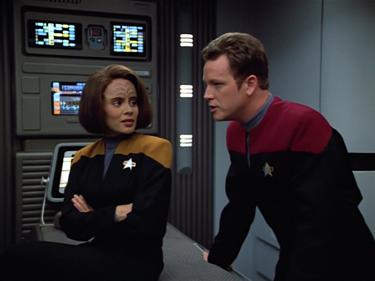 extant_StarTrek_VOY_4x05-Revulsion_04202.jpg