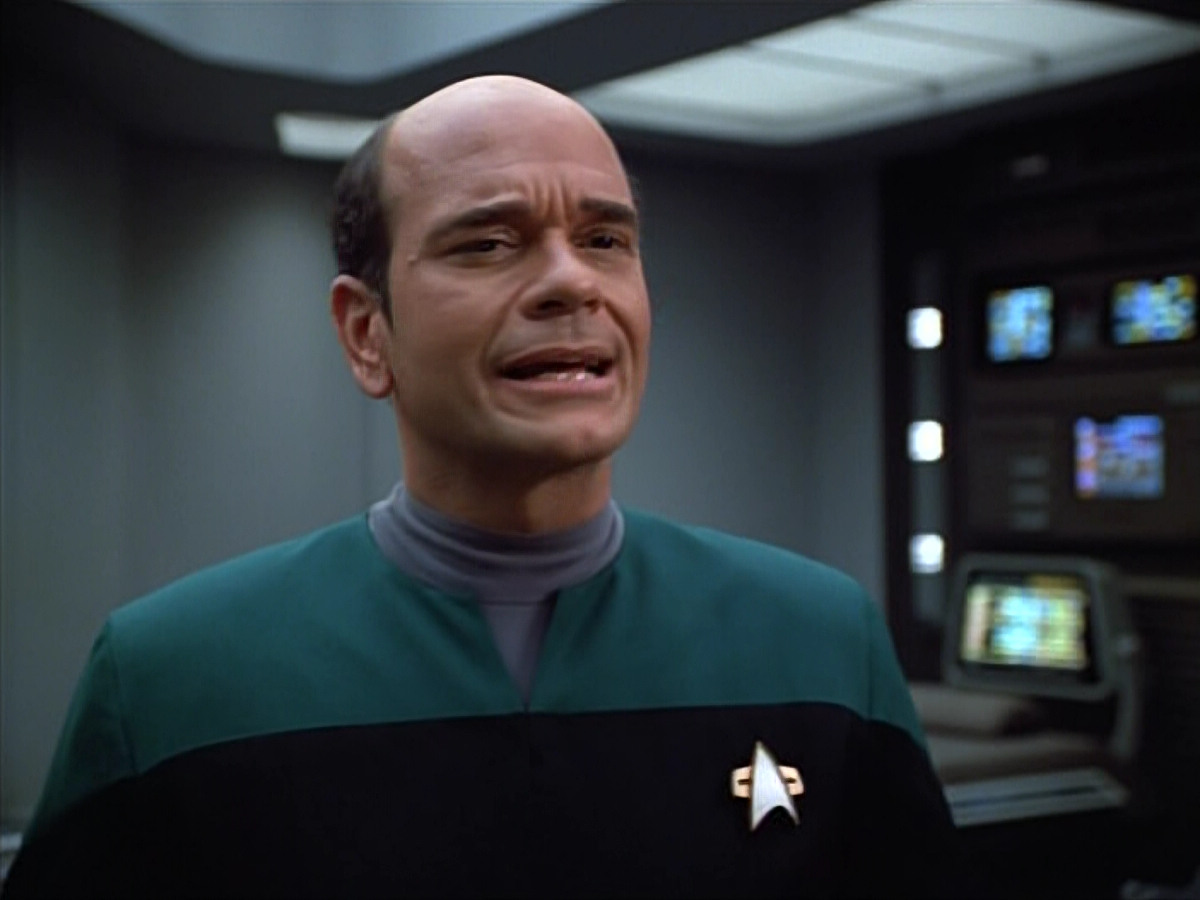 extant_StarTrek_VOY_4x05-Revulsion_04277.jpg