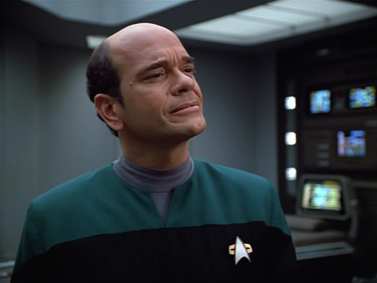 extant_StarTrek_VOY_4x05-Revulsion_04279.jpg