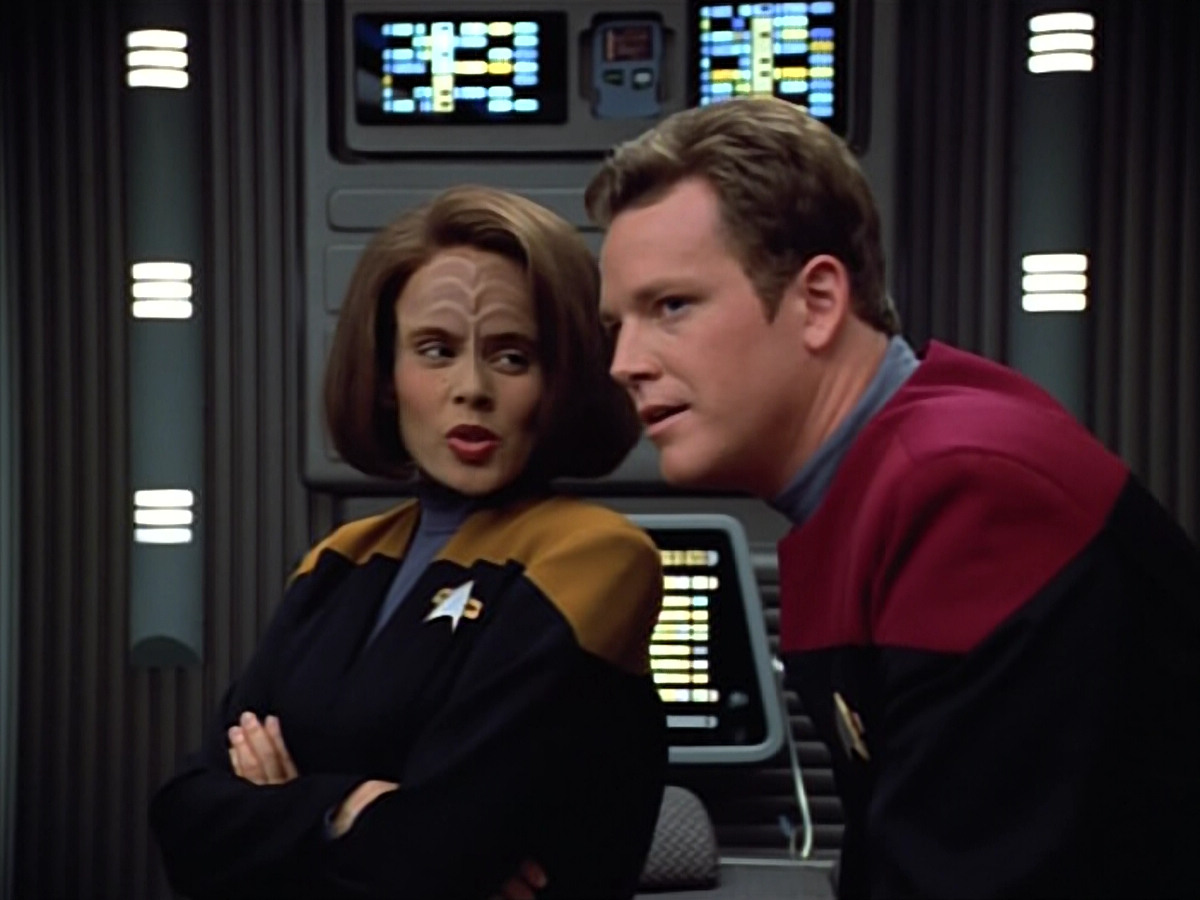extant_StarTrek_VOY_4x05-Revulsion_04301.jpg