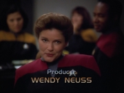 extant_StarTrek_VOY_4x05-Revulsion_00369.jpg