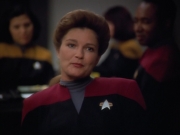 extant_StarTrek_VOY_4x05-Revulsion_00374.jpg