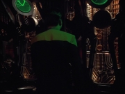 extant_StarTrek_VOY_4x05-Revulsion_00820.jpg