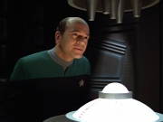extant_StarTrek_VOY_4x05-Revulsion_01780.jpg