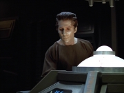 extant_StarTrek_VOY_4x05-Revulsion_01817.jpg