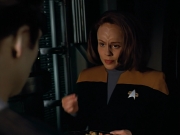 extant_StarTrek_VOY_4x05-Revulsion_01933.jpg