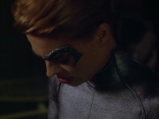 extant_StarTrek_VOY_4x05-Revulsion_02552.jpg