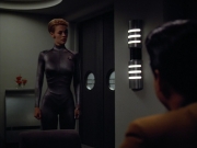extant_StarTrek_VOY_4x05-Revulsion_03326.jpg