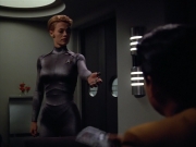 extant_StarTrek_VOY_4x05-Revulsion_03328.jpg