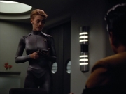 extant_StarTrek_VOY_4x05-Revulsion_03399.jpg